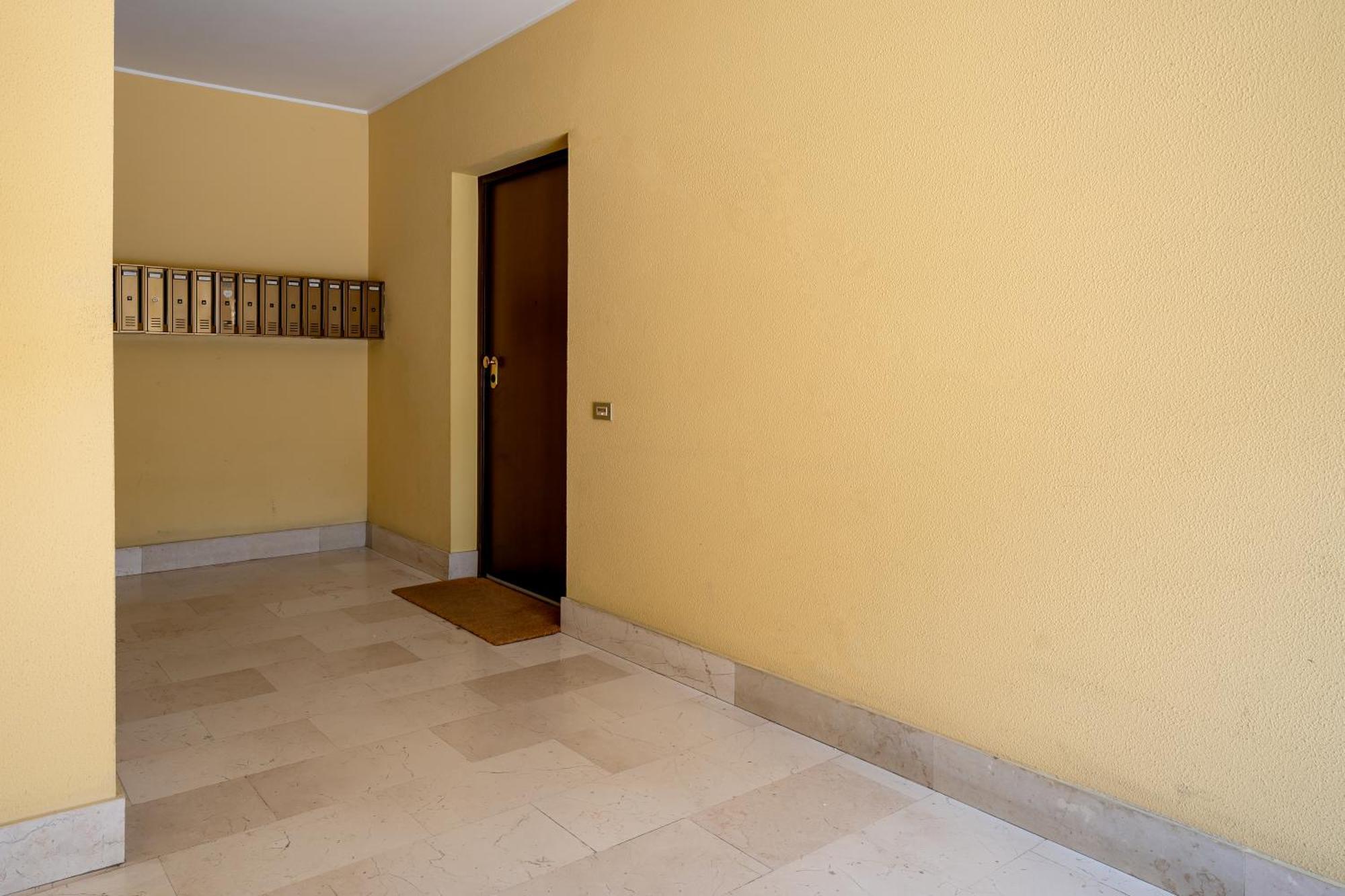 Kalbia Apartment Or Rooms Renovated, Functional, Intimate And More Cagliari Esterno foto
