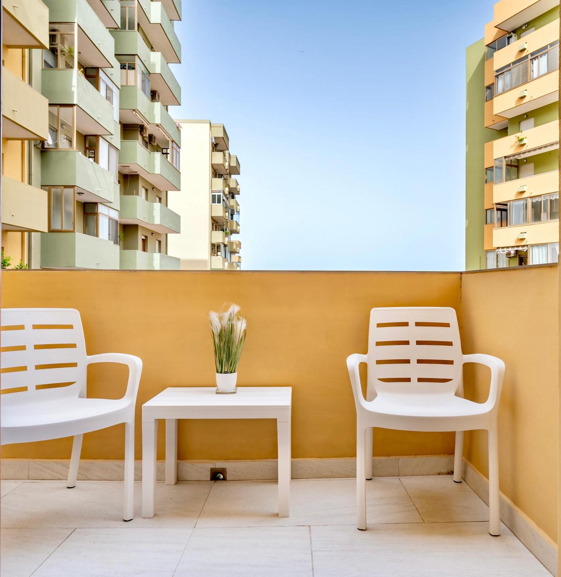 Kalbia Apartment Or Rooms Renovated, Functional, Intimate And More Cagliari Esterno foto