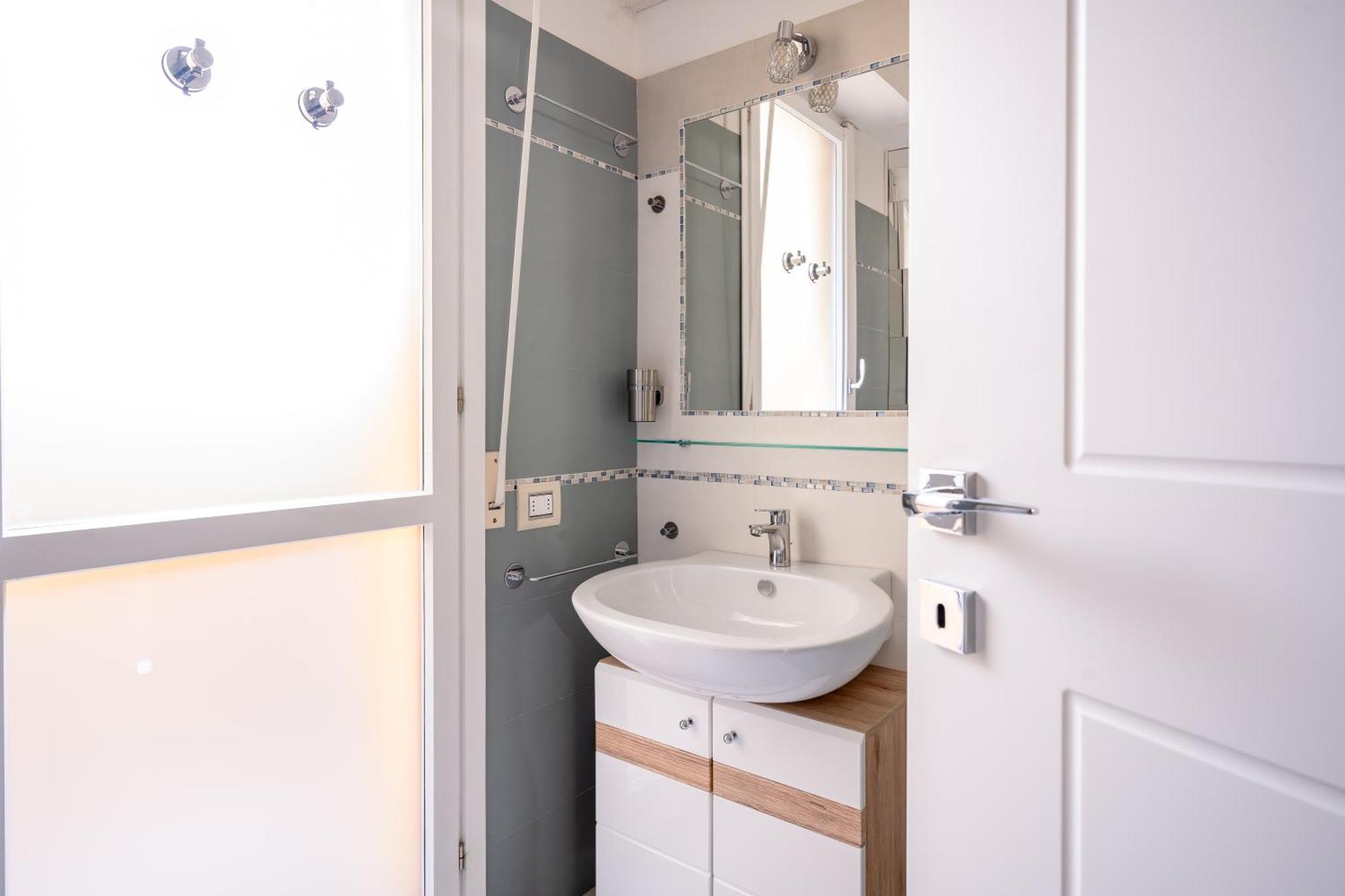 Kalbia Apartment Or Rooms Renovated, Functional, Intimate And More Cagliari Esterno foto